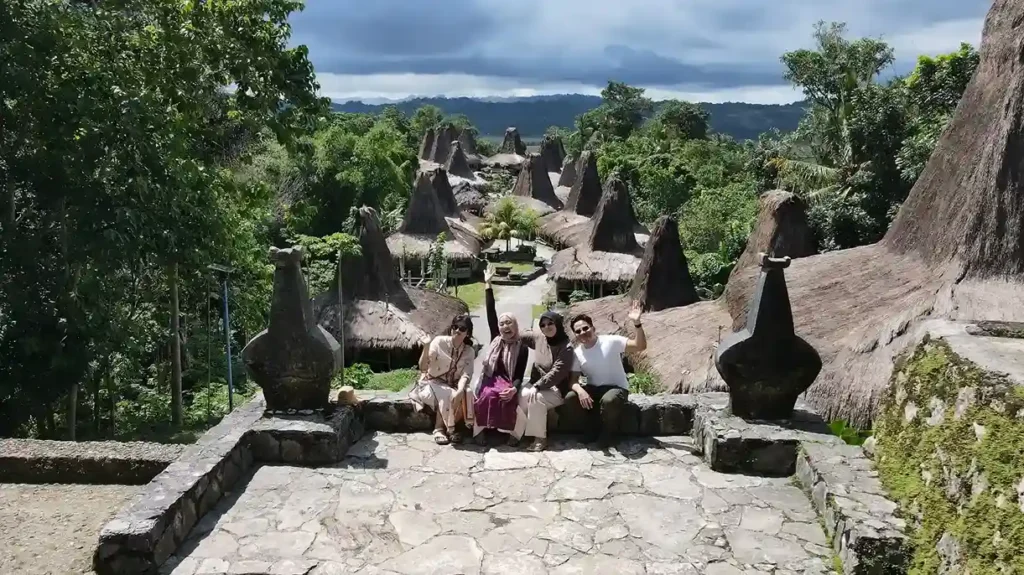 Praijing clan houses near Waikabubak